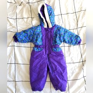 Vintage Snowsuit with Floral and Bow Details Size 30 lbs